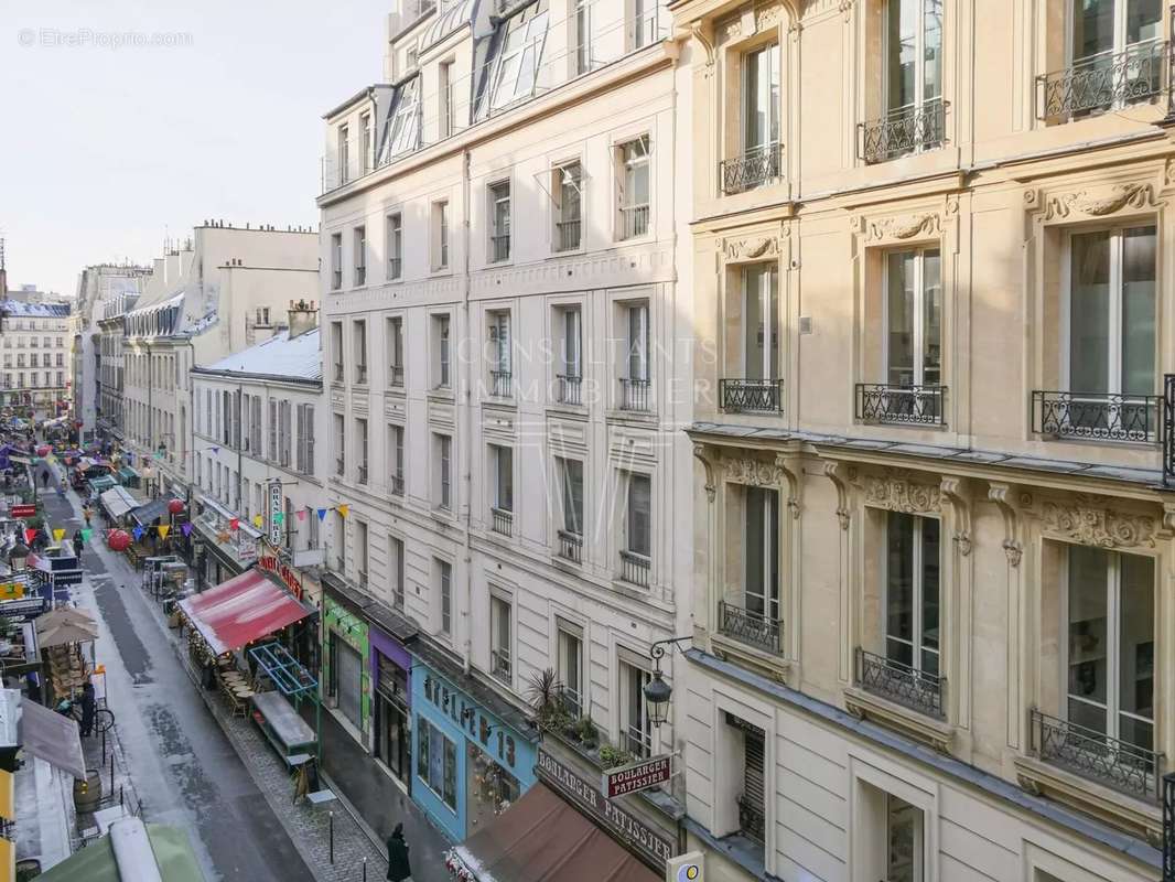Appartement a louer paris-9e-arrondissement - 6 pièce(s) - 123 m2 - Surfyn