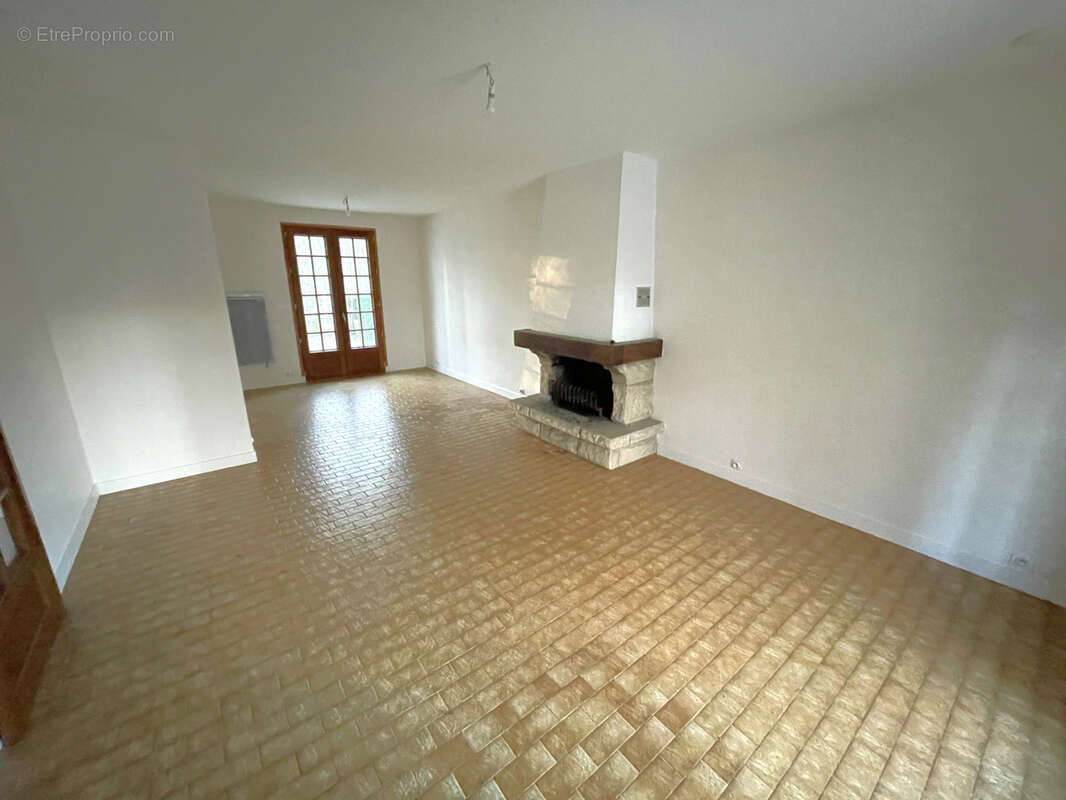 Maison à NOGENT-LE-PHAYE