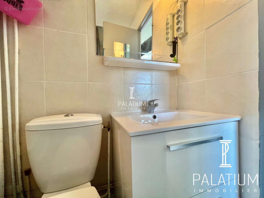 Appartement à GREOUX-LES-BAINS