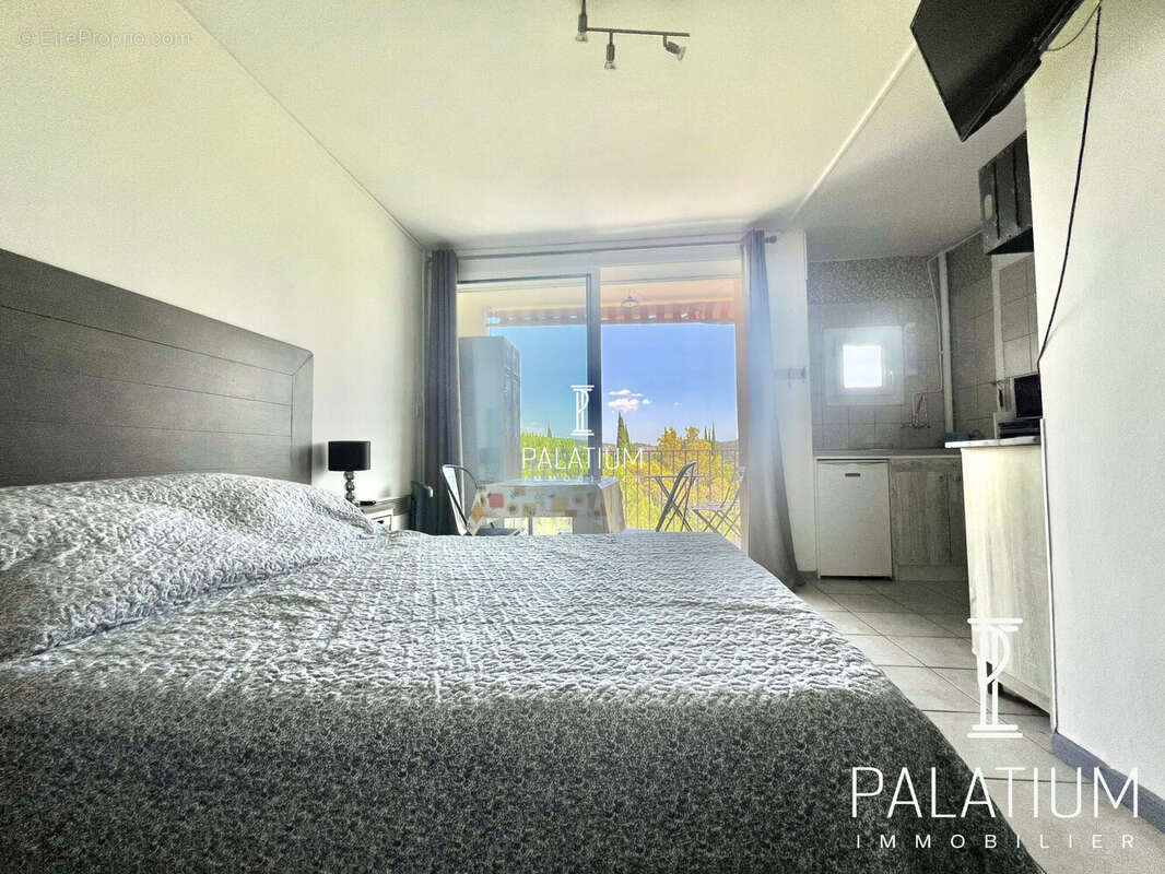 Appartement à GREOUX-LES-BAINS