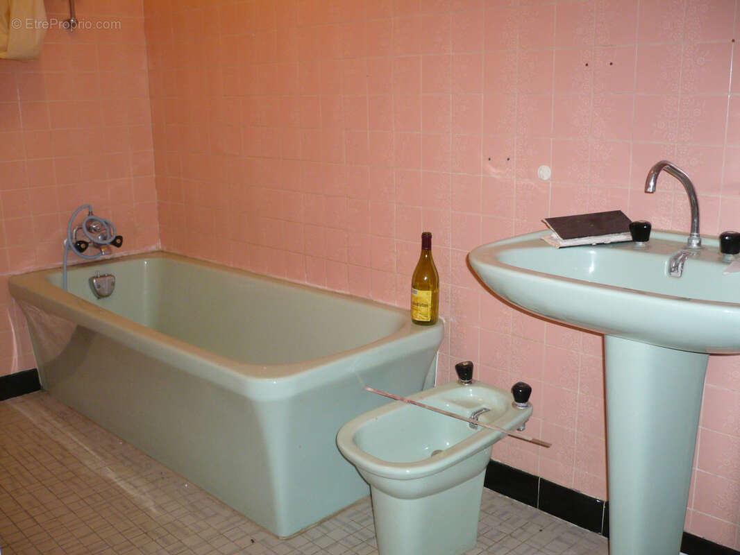 Maison à BRINON-SUR-BEUVRON