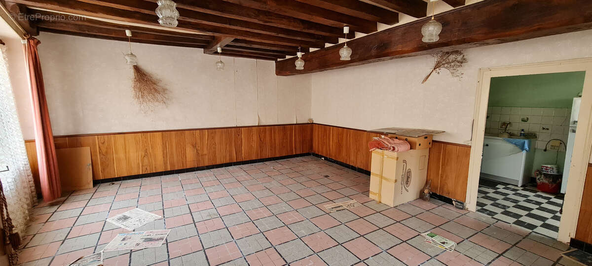 Maison à BRINON-SUR-BEUVRON