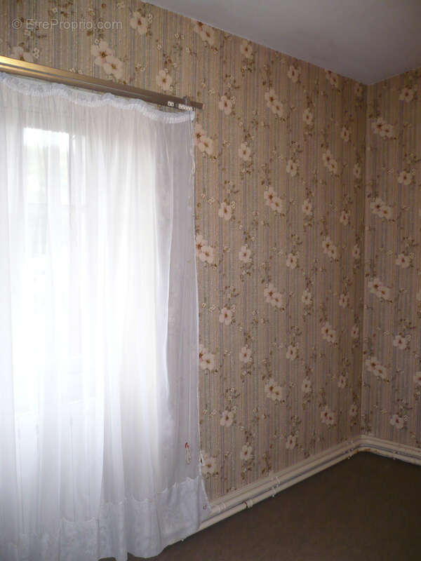 Maison à BRINON-SUR-BEUVRON