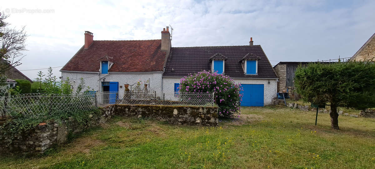 Maison à CUNCY-LES-VARZY