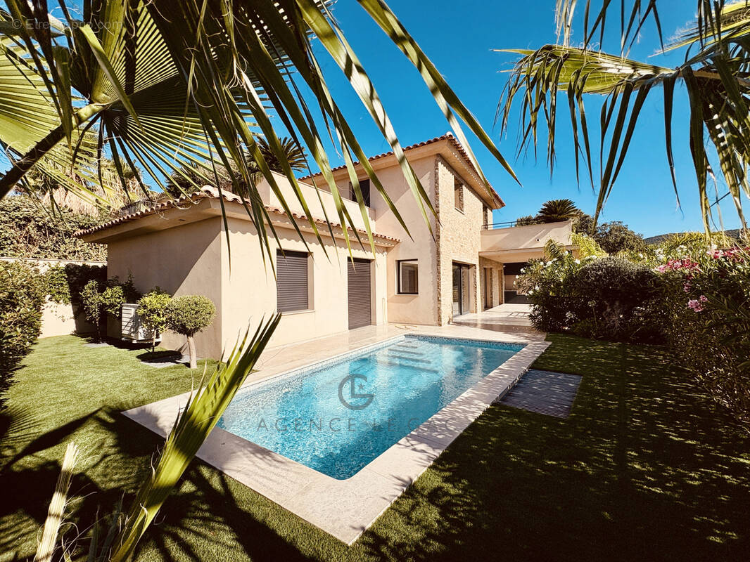 Maison à SAINTE-MAXIME