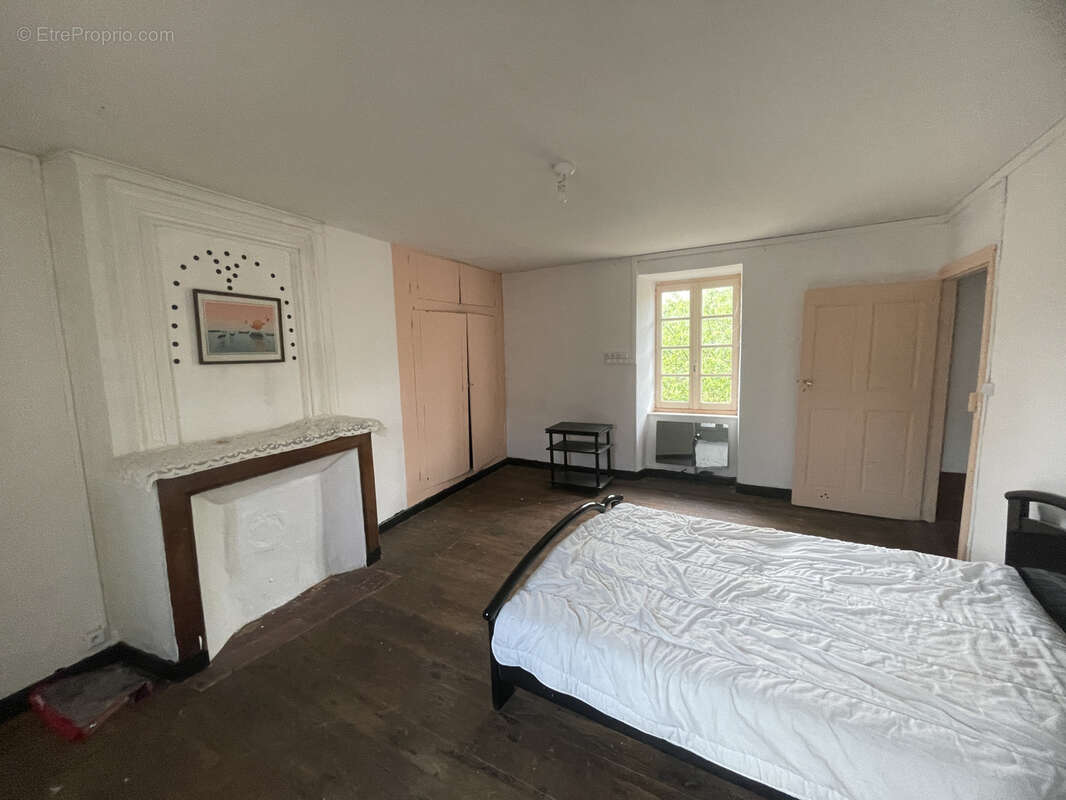 Maison à SAINT-SERNIN-SUR-RANCE