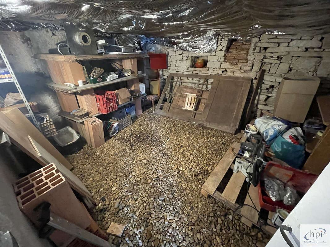 Maison à SAINT-SERNIN-SUR-RANCE