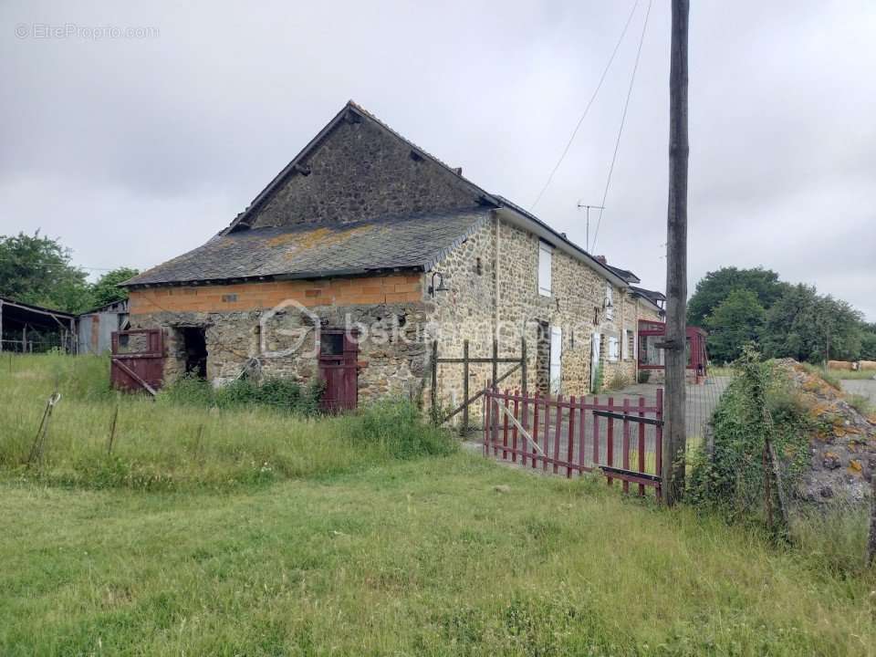 Maison à LA BACONNIERE