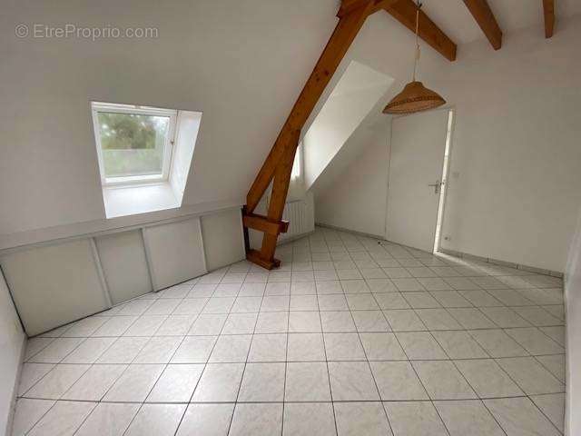 Appartement à EPERNON