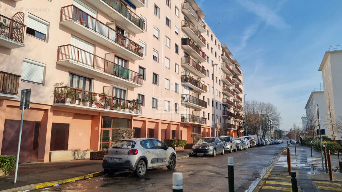 Appartement à NEUILLY-SUR-MARNE