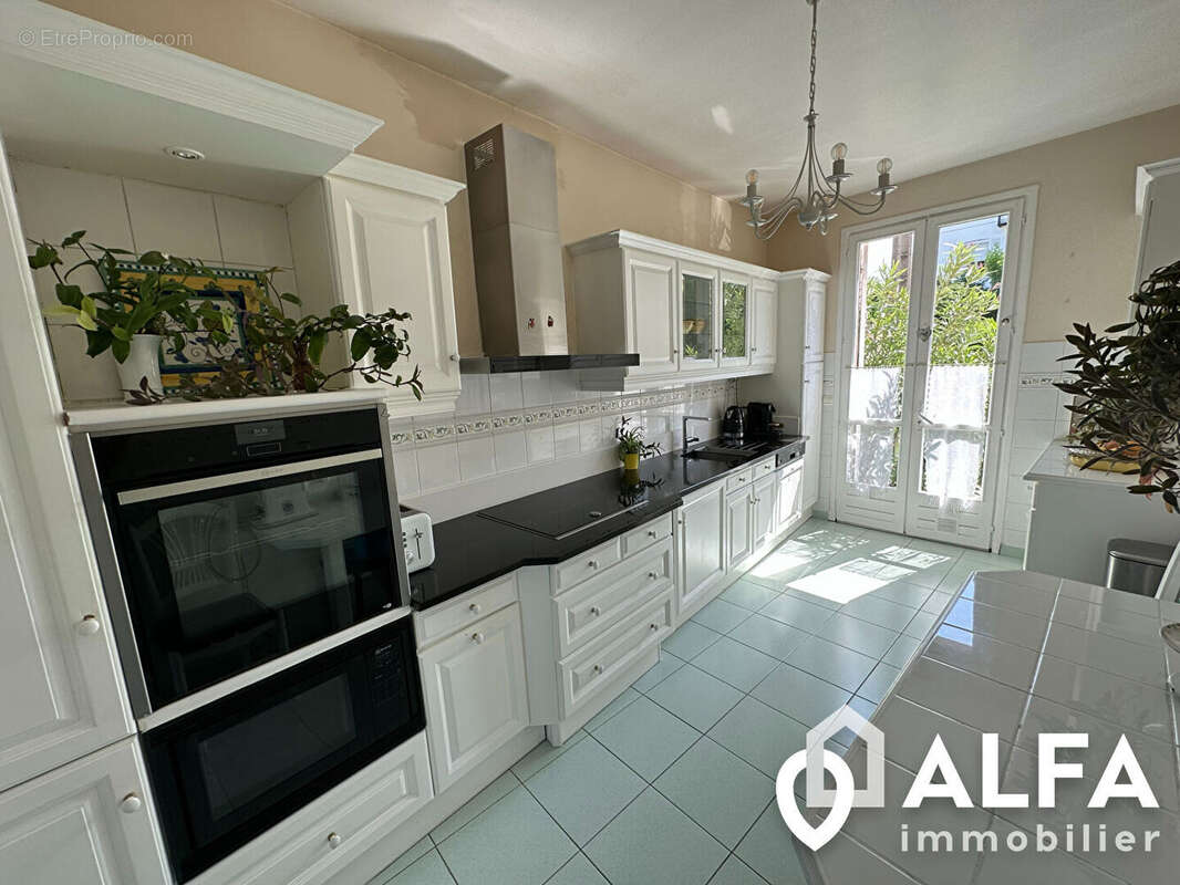 Maison à MONTMORENCY