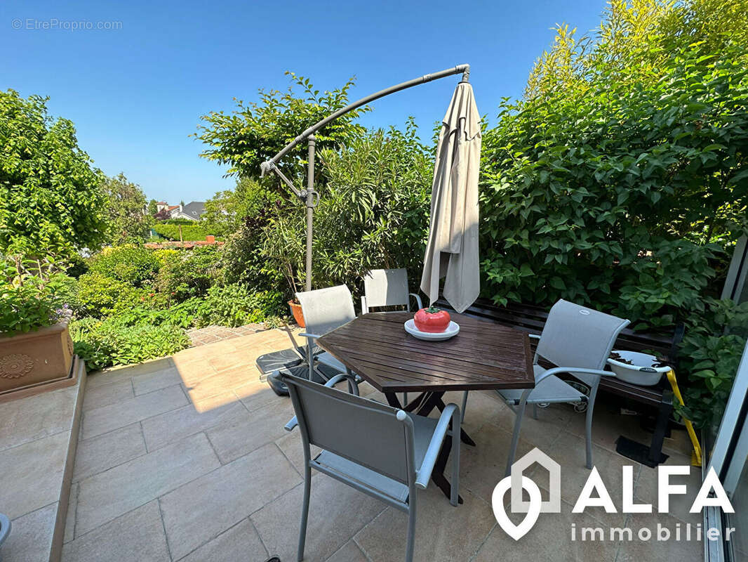 Maison à MONTMORENCY