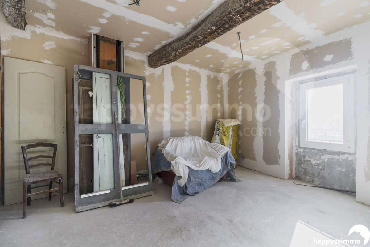 Maison à CAMPS-LA-SOURCE