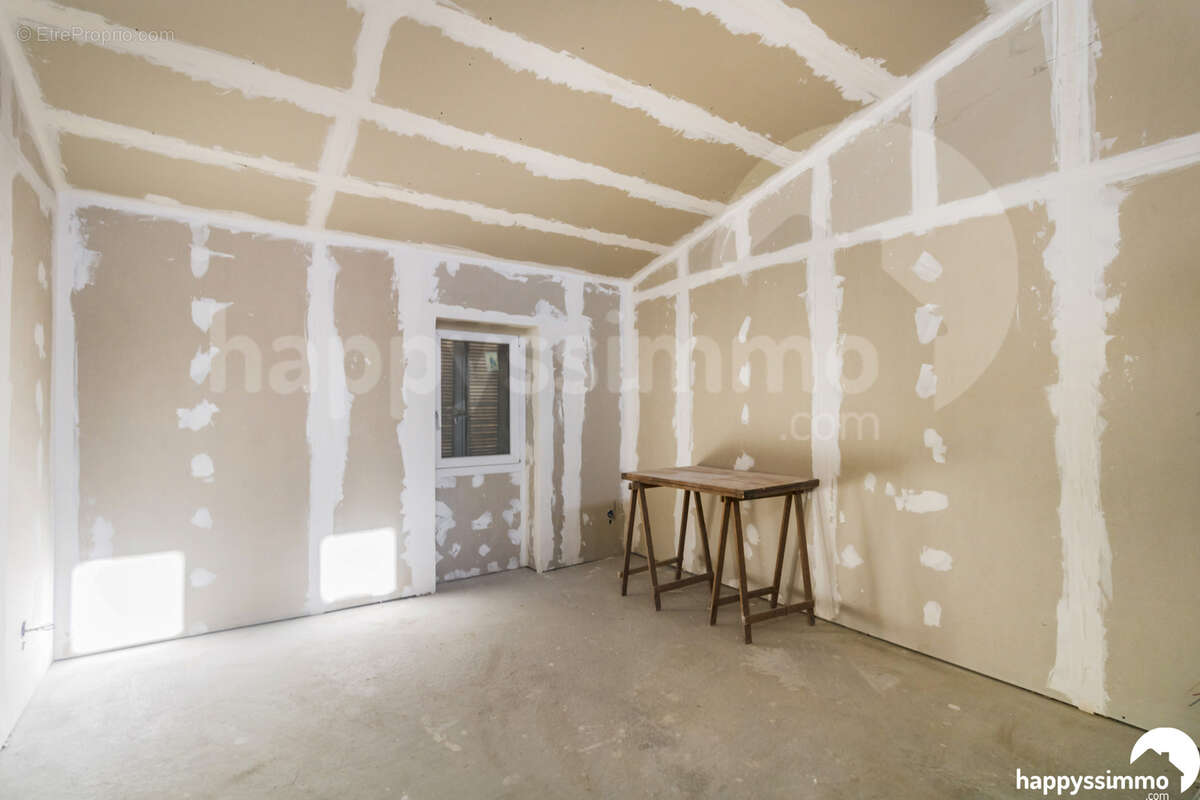 Maison à CAMPS-LA-SOURCE