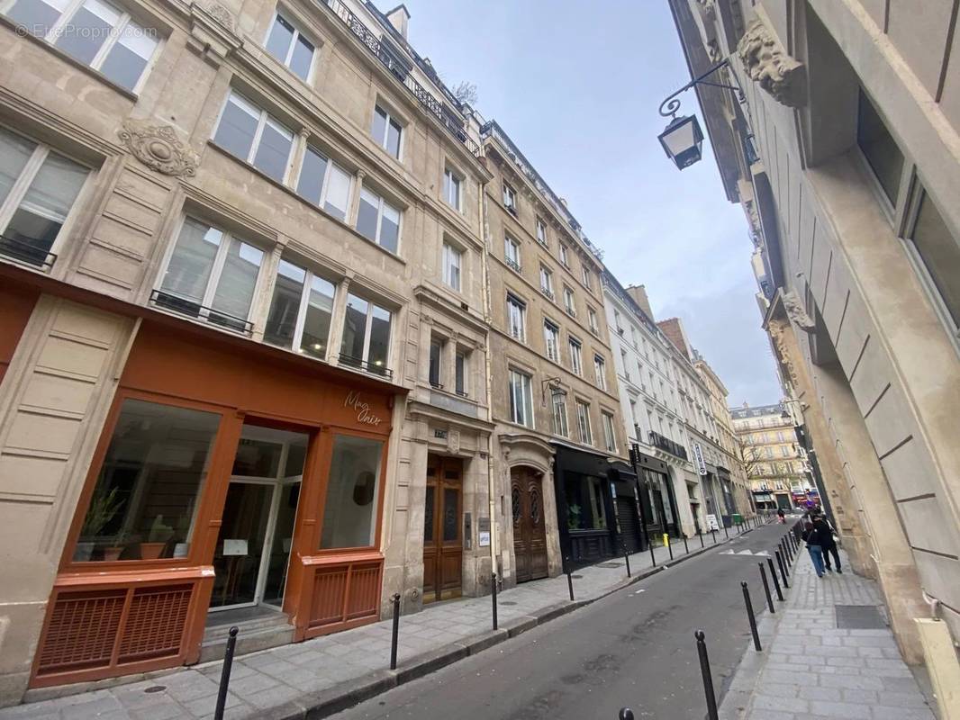 Appartement a louer paris-2e-arrondissement - 2 pièce(s) - 18 m2 - Surfyn