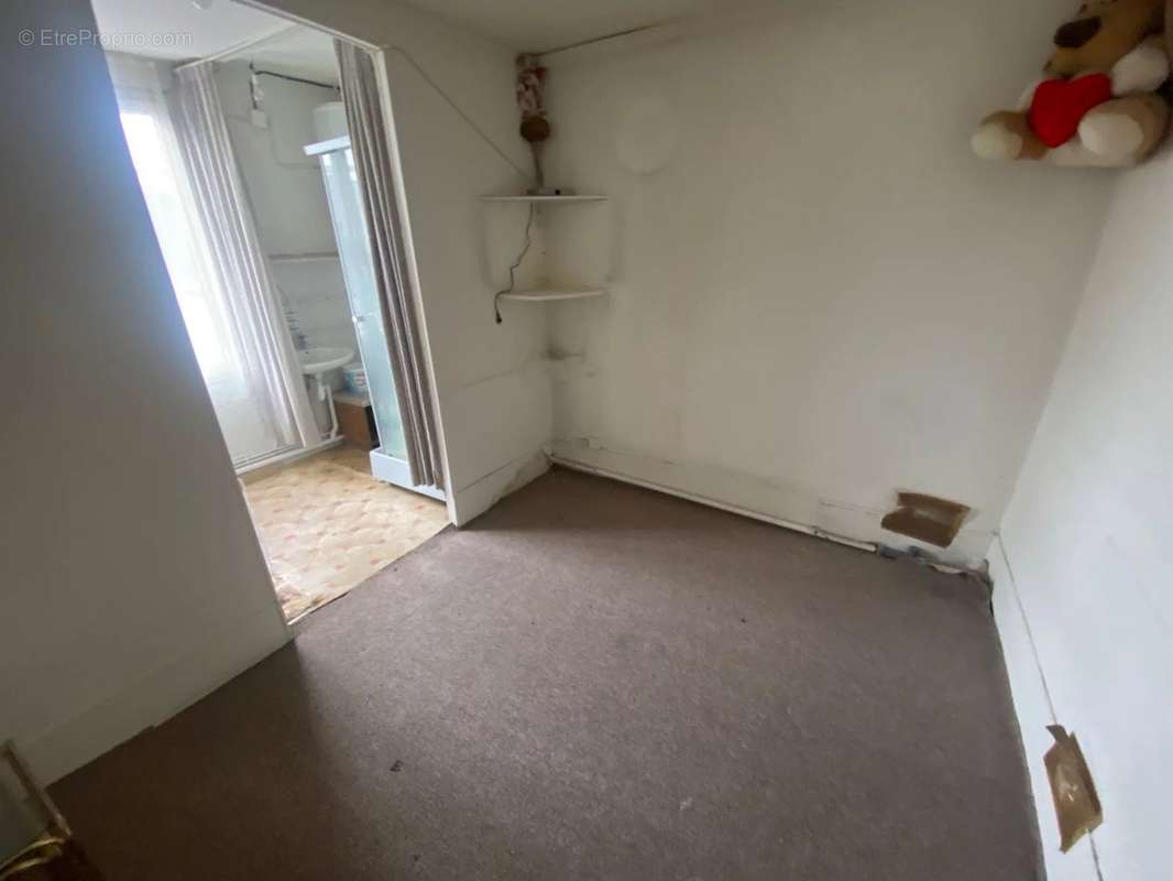 Appartement a vendre  - 2 pièce(s) - 18 m2 - Surfyn