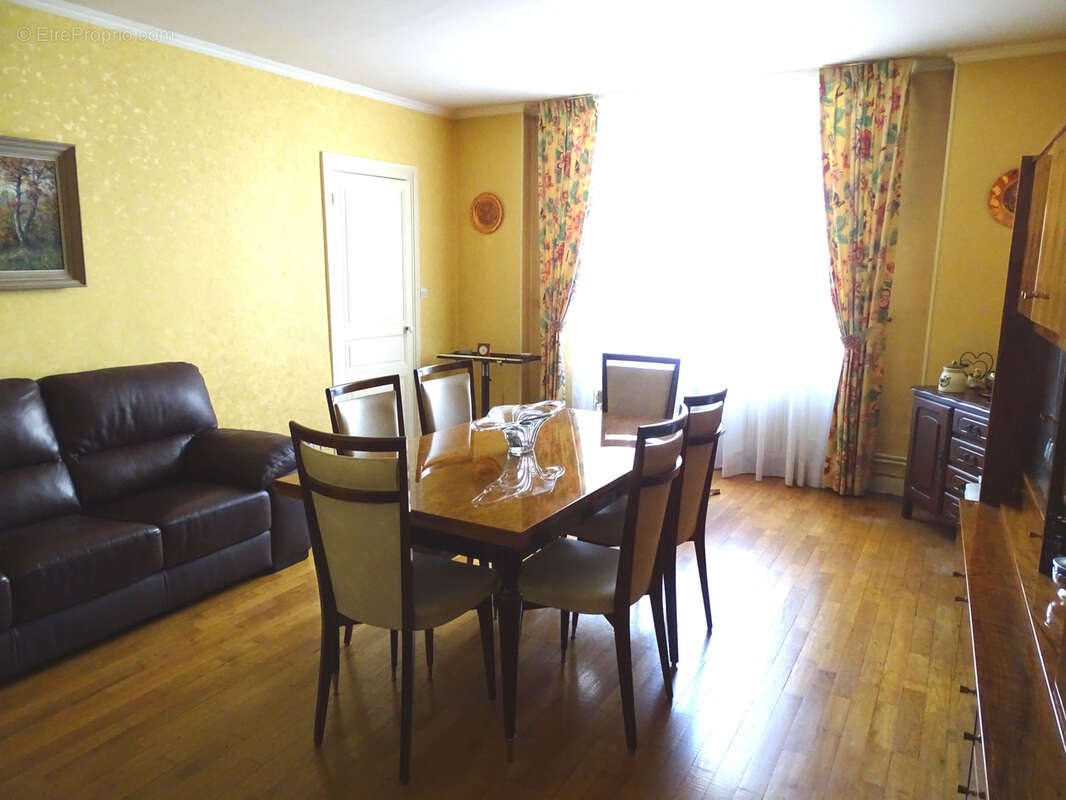 Maison à CHATILLON-SUR-SEINE