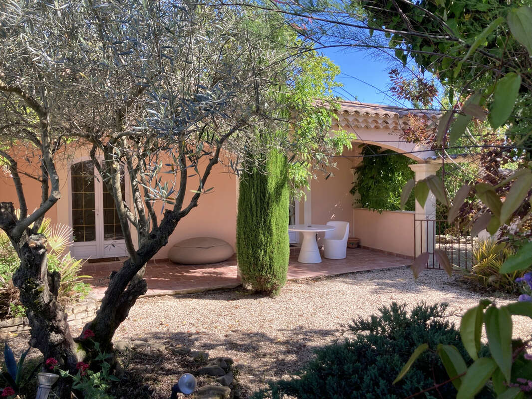 Maison à VAISON-LA-ROMAINE