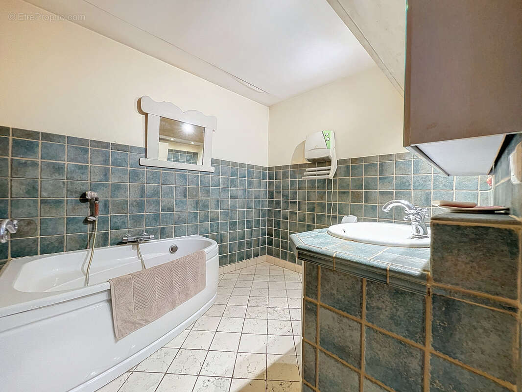 Maison à VAISON-LA-ROMAINE