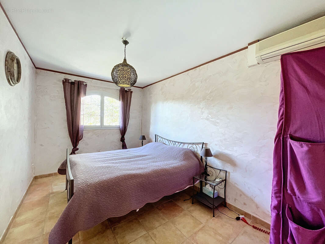 Maison à VAISON-LA-ROMAINE