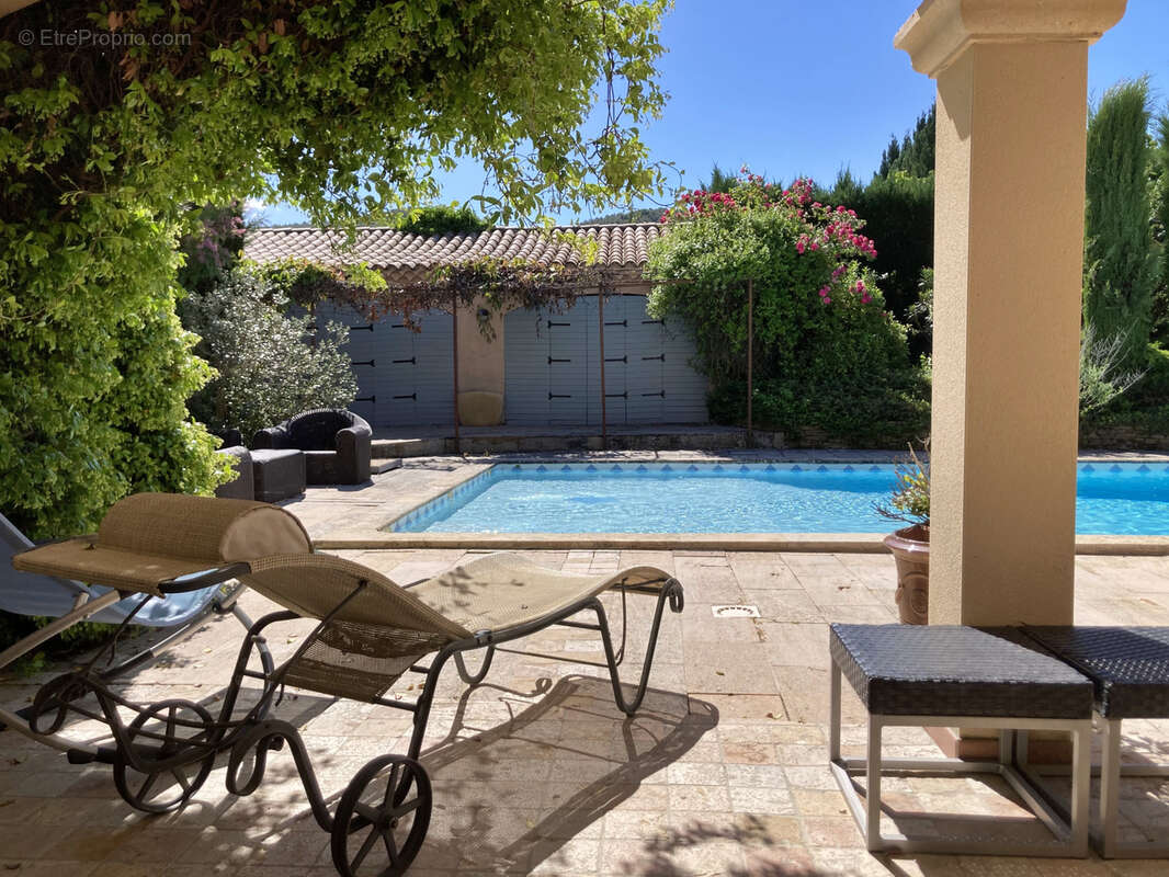 Maison à VAISON-LA-ROMAINE