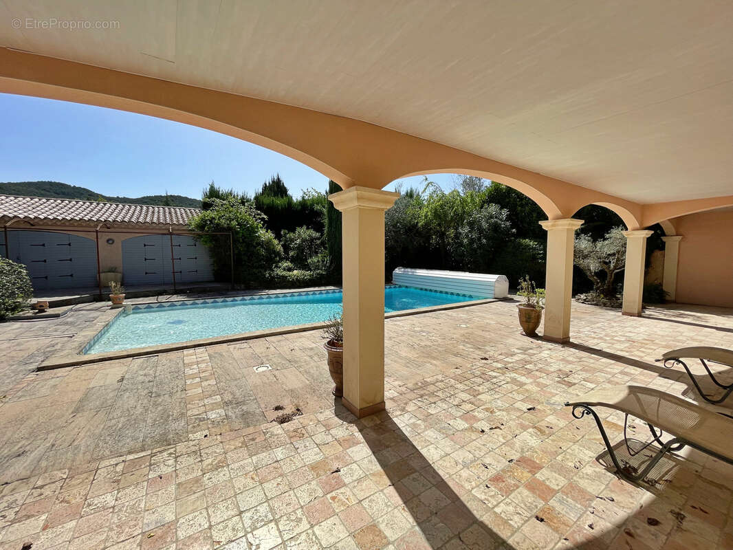 Maison à VAISON-LA-ROMAINE