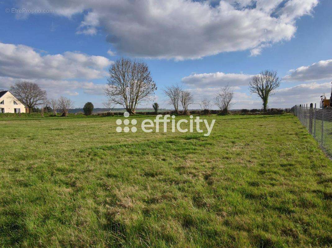 Terrain à LE BENY-BOCAGE