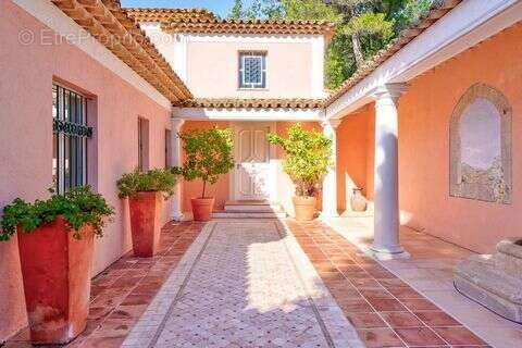 Maison à MOUANS-SARTOUX