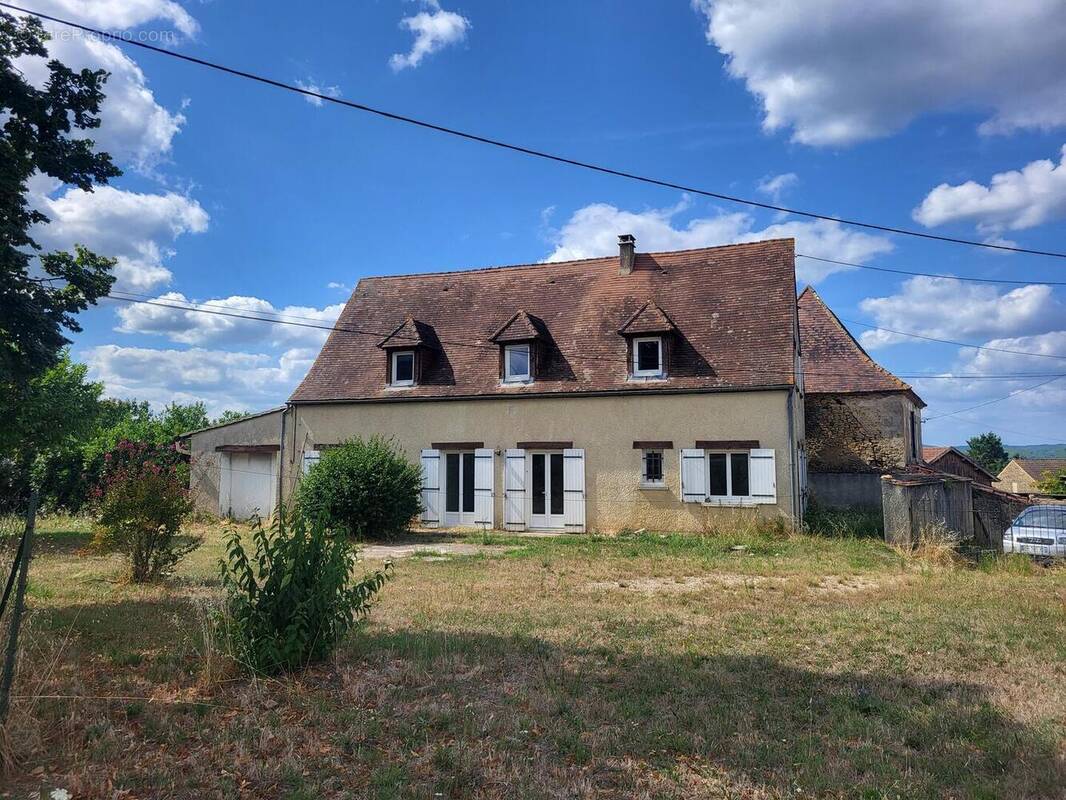 20250728162750 - Maison à LE BUISSON-DE-CADOUIN