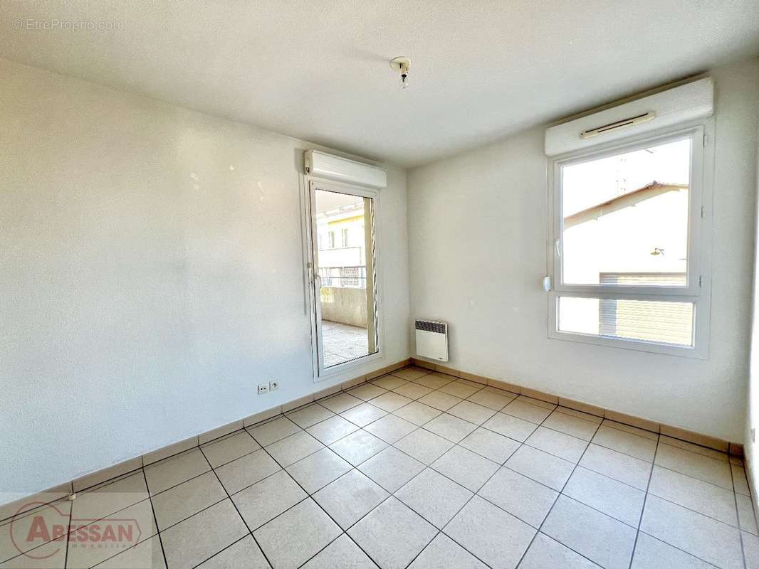 Appartement à PORT-SAINT-LOUIS-DU-RHONE