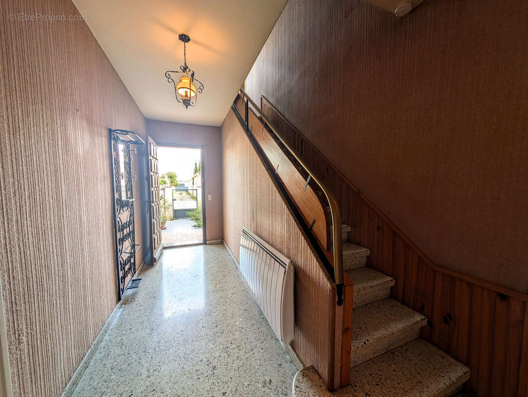 Maison à LEZIGNAN-CORBIERES