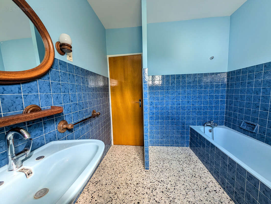 Maison à LEZIGNAN-CORBIERES