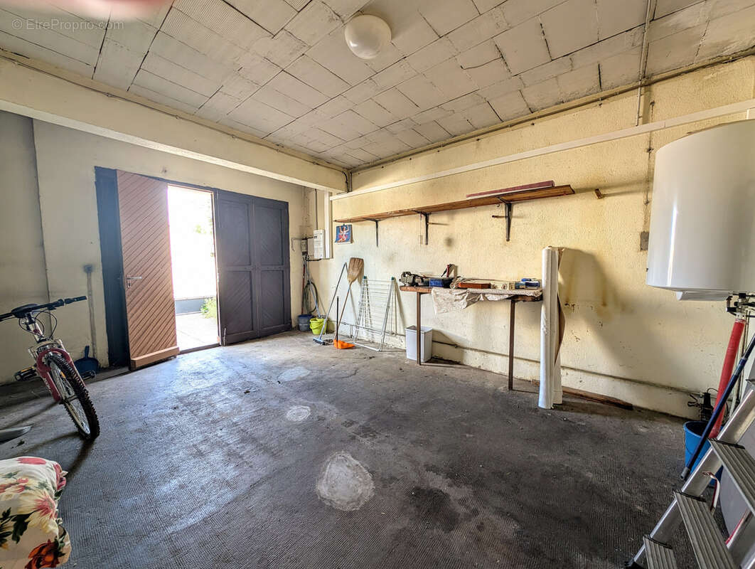 Maison à LEZIGNAN-CORBIERES