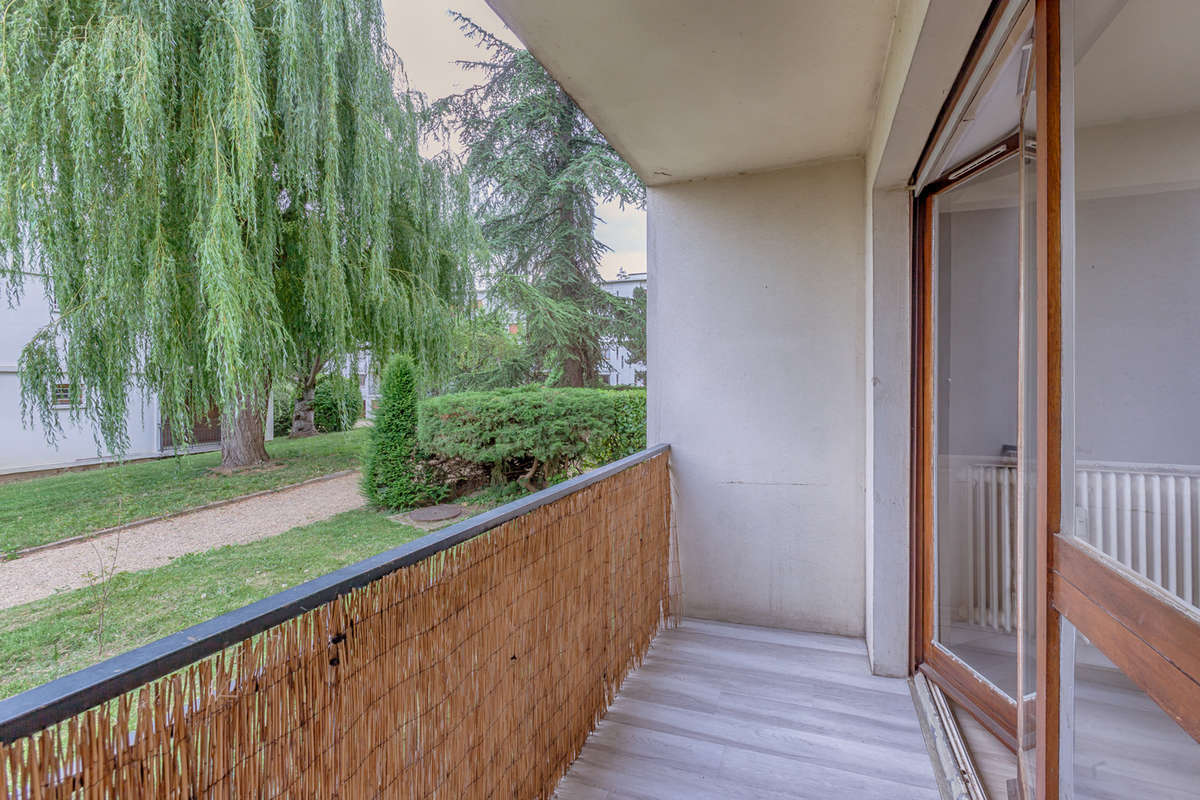 Appartement à LOUVECIENNES