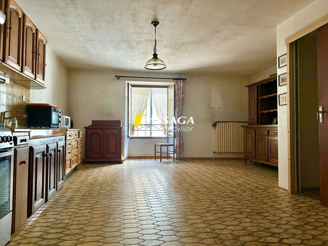 Maison à LA CANOURGUE