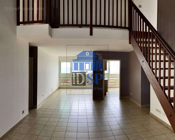 Duplex avec 6 chambre 3 SDB 3 WC - Appartement à SAINT-DENIS