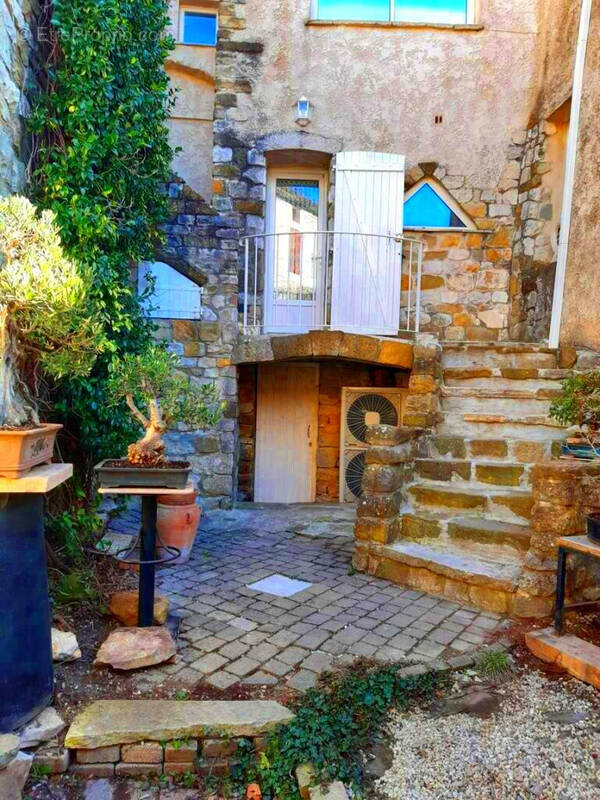 Maison à FORCALQUIER