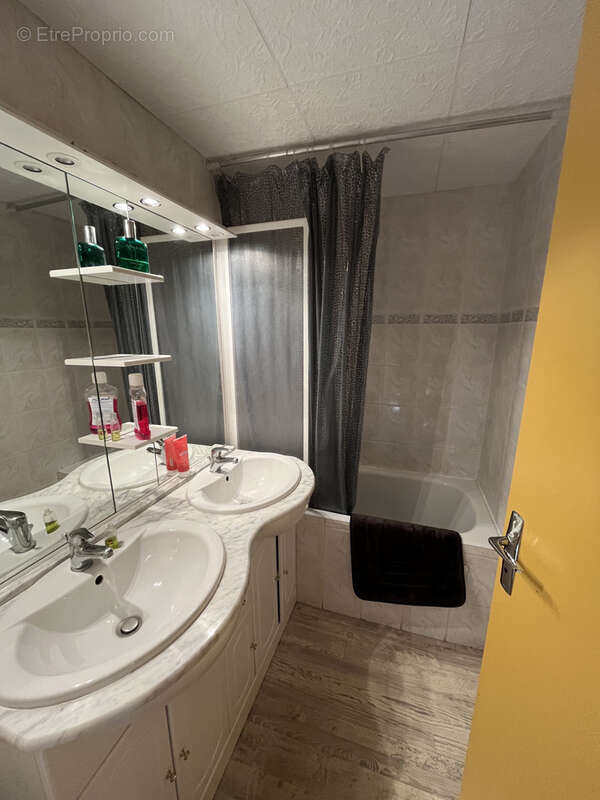 Appartement à SAINT-PONS