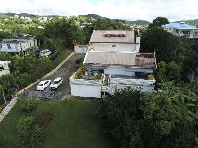 Maison à FORT-DE-FRANCE