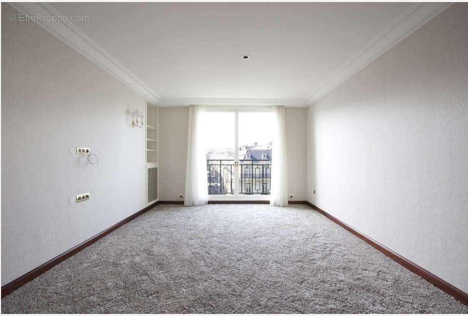 Appartement a louer paris-8e-arrondissement - 2 pièce(s) - 68 m2 - Surfyn