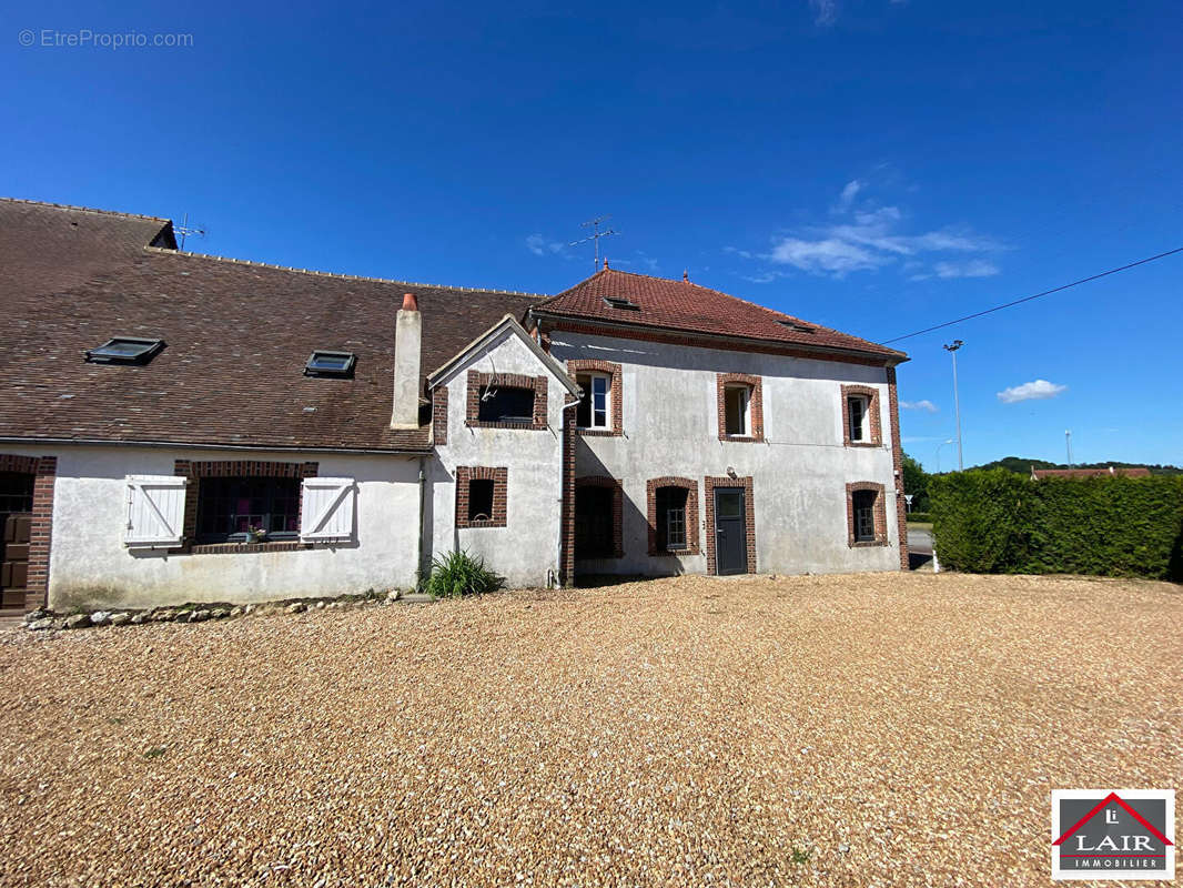 Appartement à TOUROUVRE