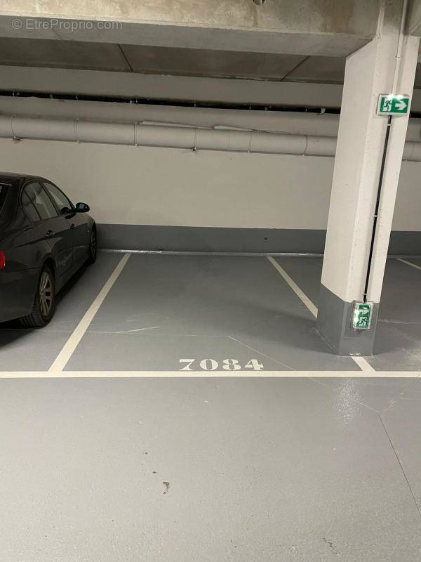 Parking à ASNIERES-SUR-SEINE