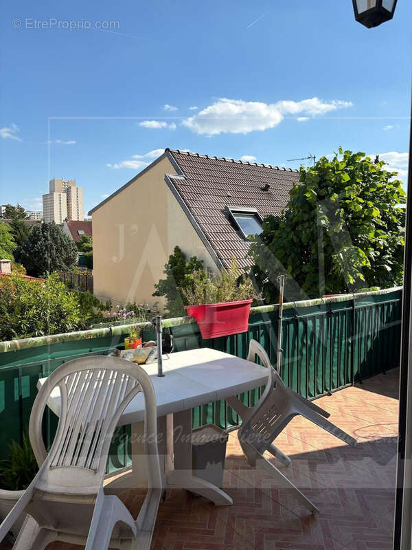 Appartement à NANTERRE