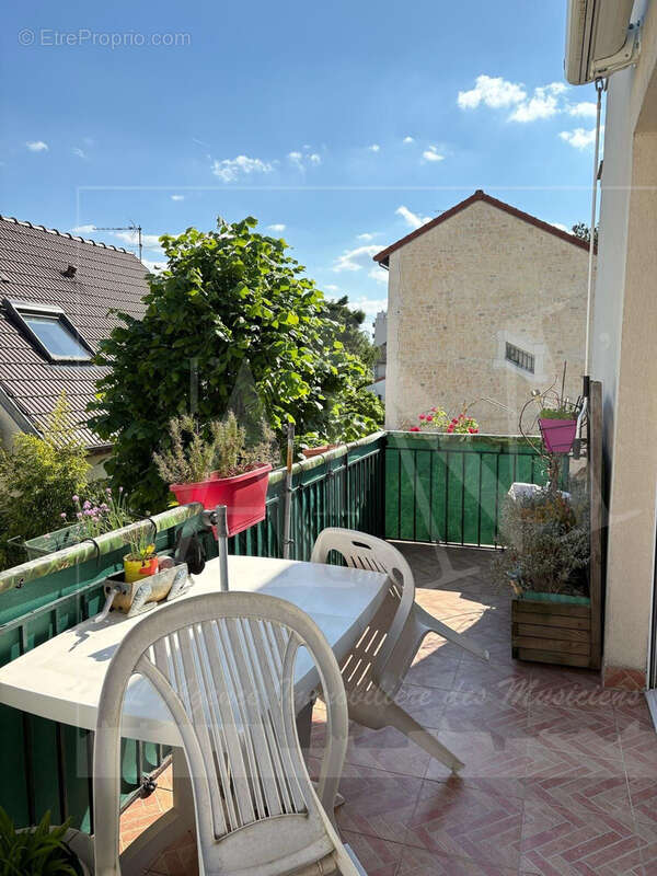 Appartement à NANTERRE