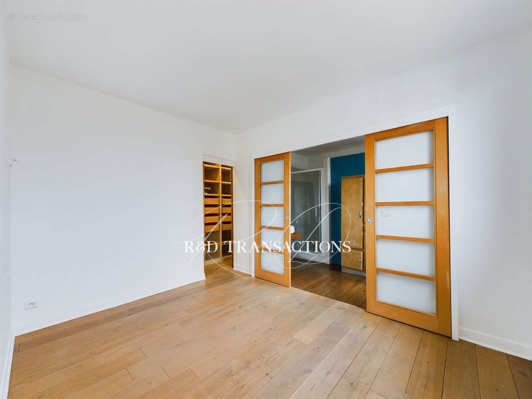 Appartement a vendre  - 5 pièce(s) - 135 m2 - Surfyn