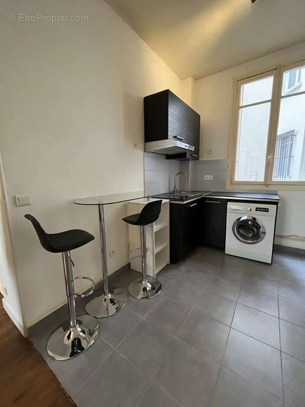 Appartement a louer paris-9e-arrondissement - 1 pièce(s) - 29 m2 - Surfyn