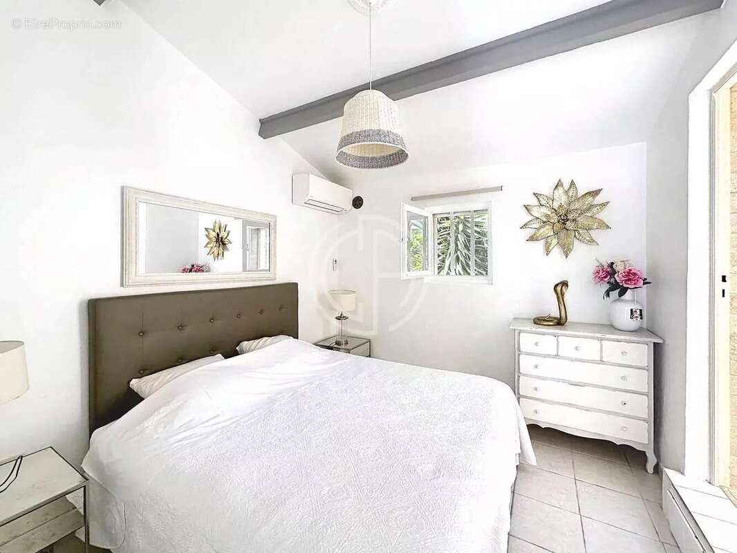 Maison à MOUANS-SARTOUX