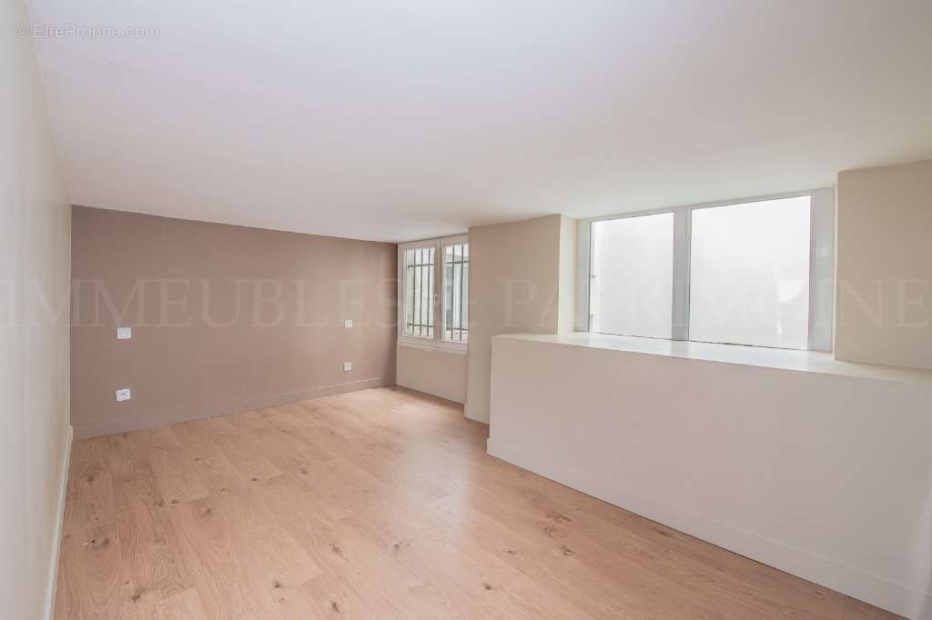Appartement a louer paris-4e-arrondissement - 2 pièce(s) - 35 m2 - Surfyn