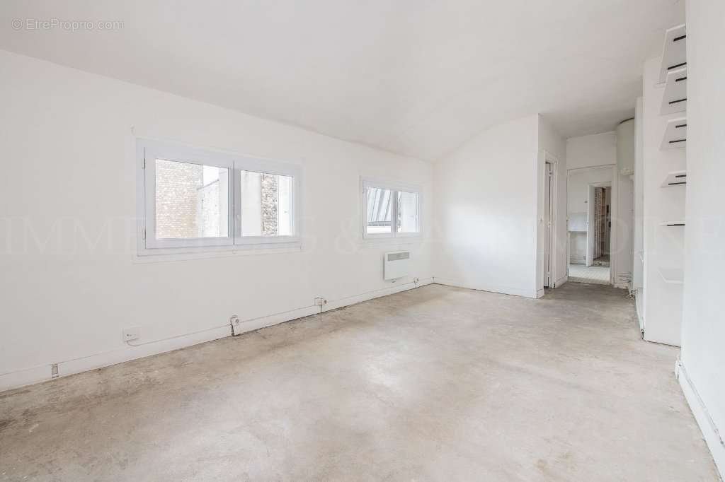 Appartement a vendre  - 1 pièce(s) - 38 m2 - Surfyn