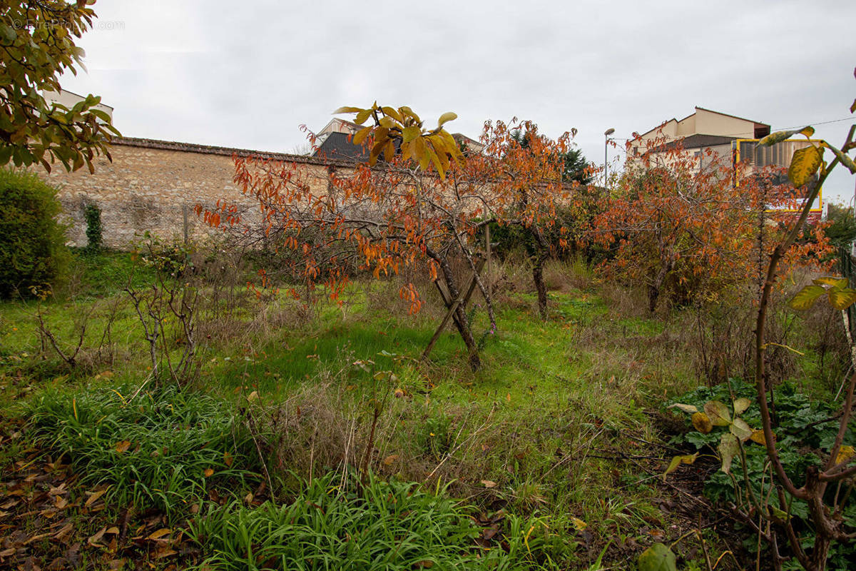 Terrain à PERIGUEUX